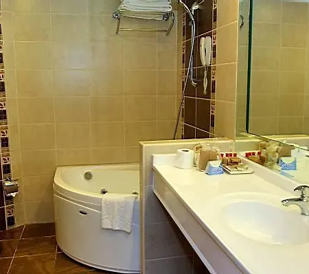 Üdülőközpont Green Beach Resort 5*