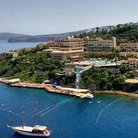 Курортный комплекс Green Beach Resort Гюндоган