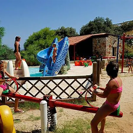 绿色海滩度假村 京多安