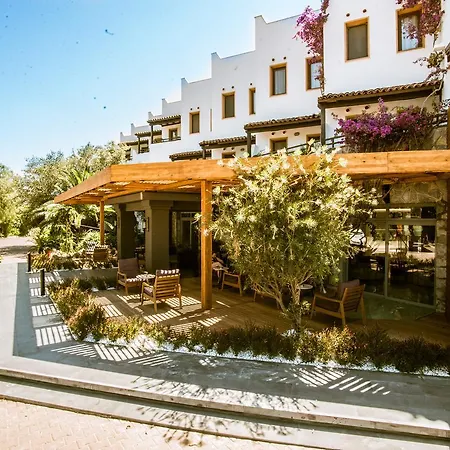 Green Beach Resort Курортный комплекс