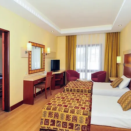 绿色海滩度假村 5*