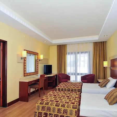 Resort Green Beach Resort