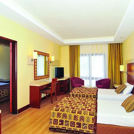 Green Beach Resort 5*