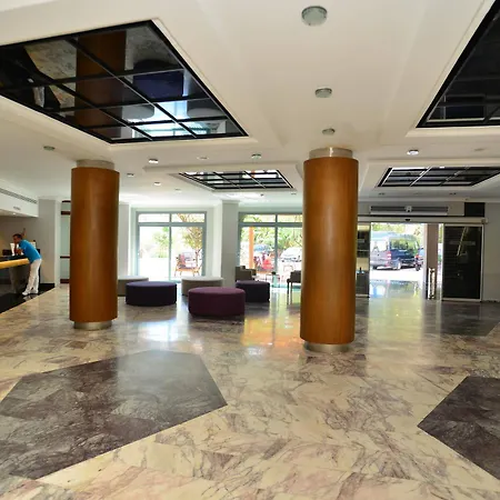 度假村 绿色海滩度假村