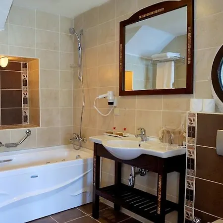 Курортный комплекс Green Beach Resort 5*