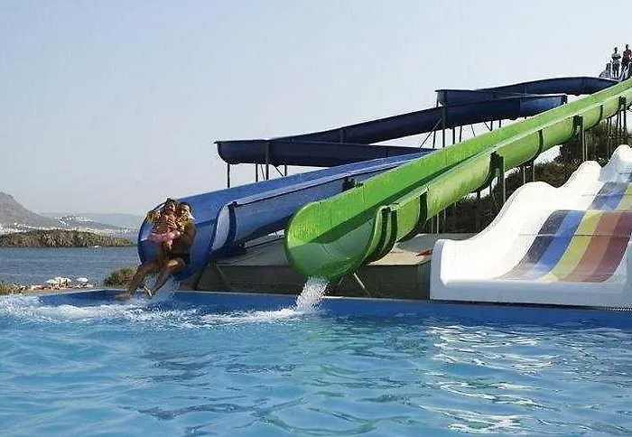 Green Beach Resort Resort