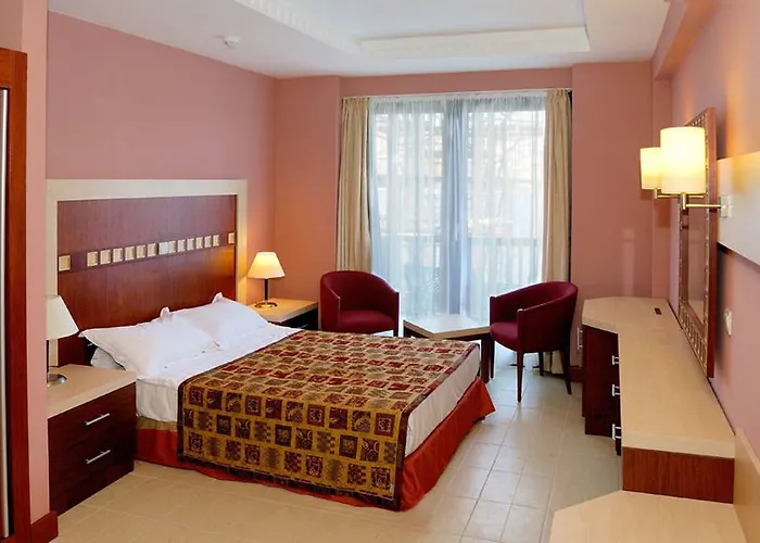Resort Green Beach Resort 5*