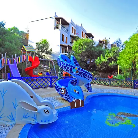 Resort Green Beach Resort 5*